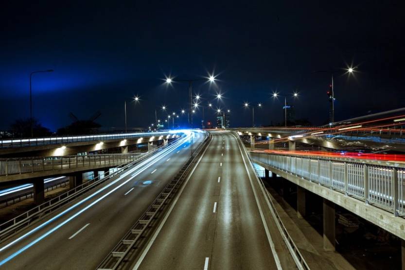 Échangeur routier de nuit