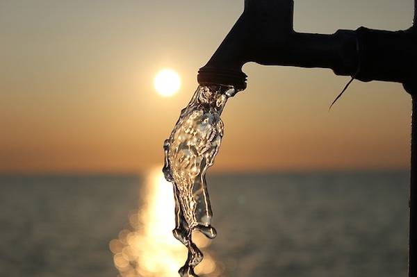 Robinet eau - sunset - 600