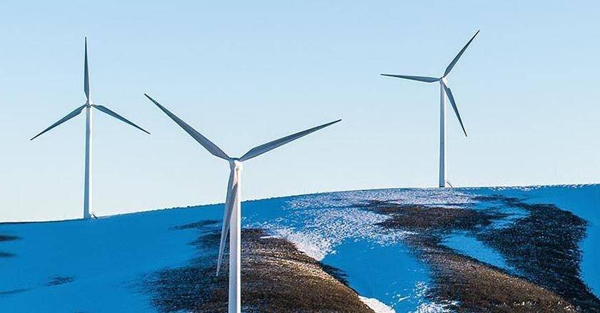 Les parcs éoliens terrestres Danilo et Rudine en Croatie. 