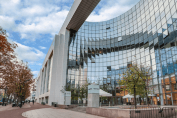 Europa, le si&egrave;ge de Lagard&egrave;re &agrave; Levallois