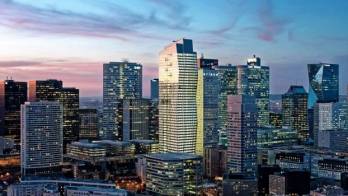 Imagin&eacute;e par JP Viguier, la tour Majunga est l'une des plus modernes de La D&eacute;fense. &copy; JP Viguier