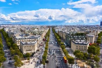 Les commerce ne faiblit pas sur le march&eacute; de l'investissement immobilier au premier trimestre 2019.