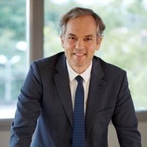 Guillaume Pasquier, La Fran&ccedil;aise